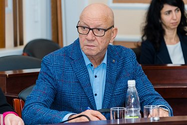 Депутаты определились с датой заседания